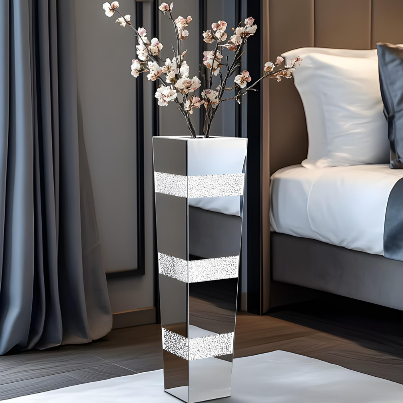 Grand Vase de Luxe pour Intérieur Élégant | Design Moderne en Miroir et Cristaux