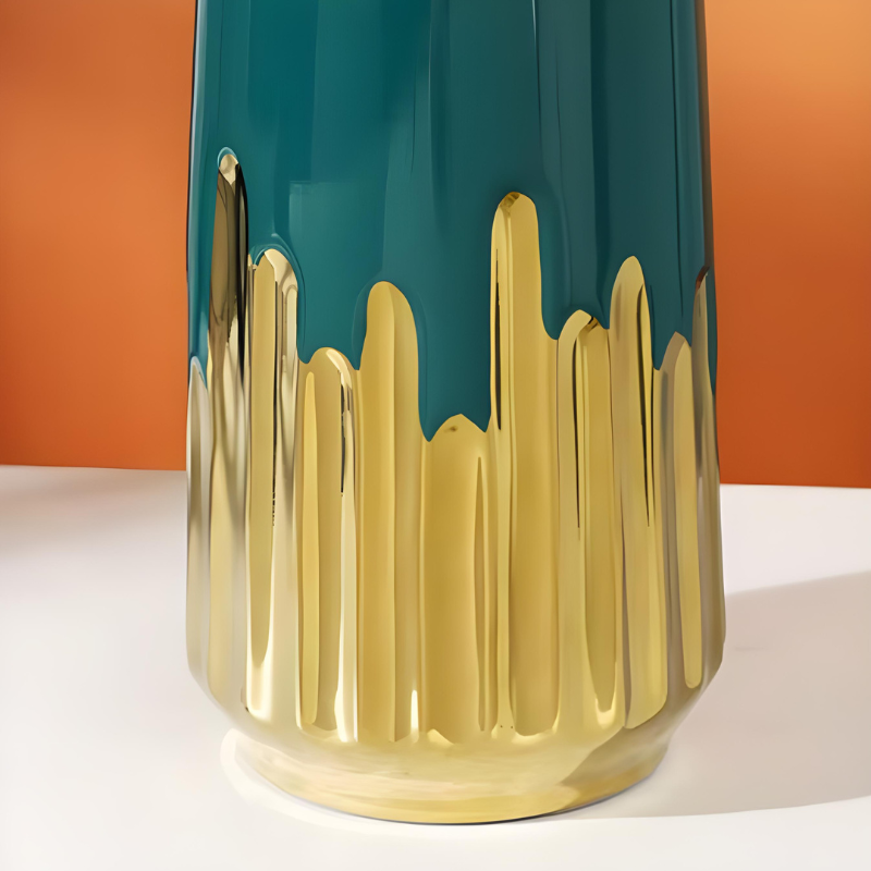 Grand Vase à Fleurs en Céramique | Design Moderne et Finitions Dorées