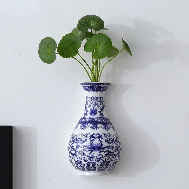 Vase Mural Chinois en Porcelaine Bleu et Blanc | L’Élégance Vintage