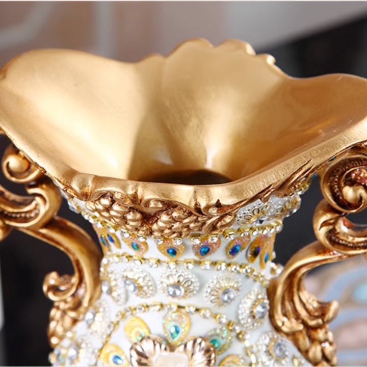 Petit Vase Antique Décoratif Doré | Résine Sculptée