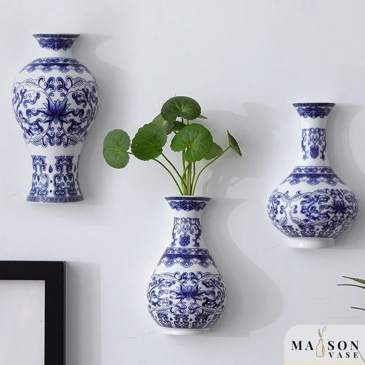 Vase Mural Chinois en Porcelaine Bleu et Blanc | L’Élégance Vintage