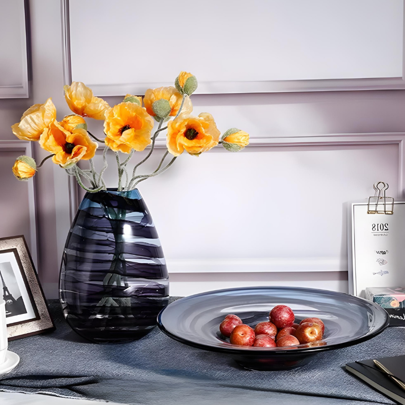 Grand Vase en Verre Transparent à Ondulations Bleutées | Design Décoratif Luxe et Moderne