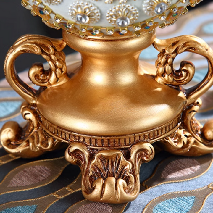 Petit Vase Antique Décoratif Doré | Résine Sculptée