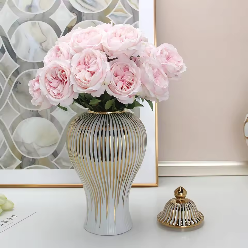 Vase Blanc Luxueux | Céramique Dorée et Élégant