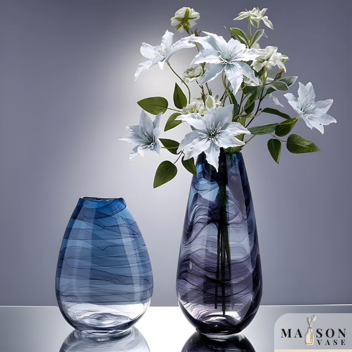 Grand Vase en Verre Transparent à Ondulations Bleutées | Design Décoratif Luxe et Moderne