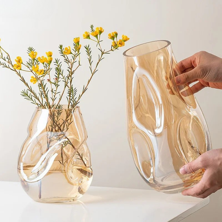 Petit Vase à Fleurs en Verre Scandinave Minimaliste | Design Irrégulier Décoratif