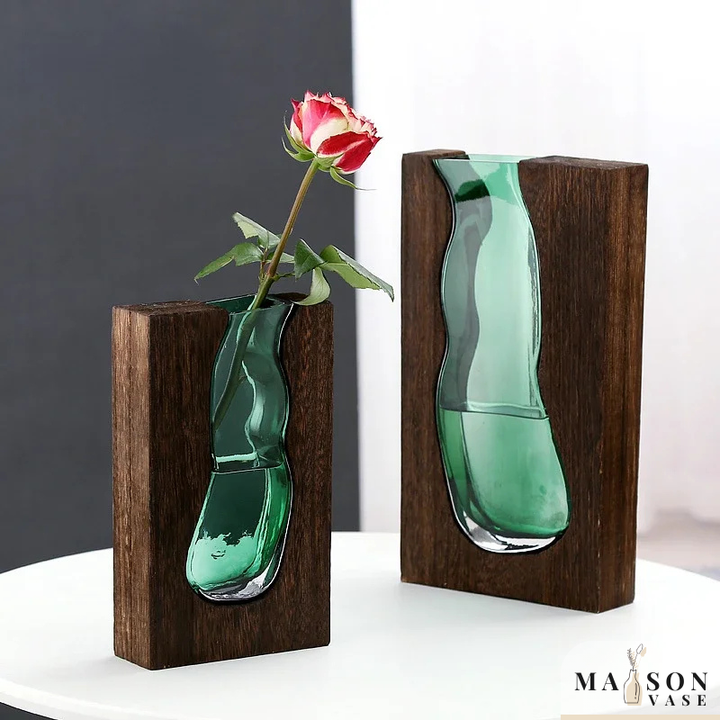 Vase en Verre Sculpté et Bois Massif | L’Élégance du Style Chinois