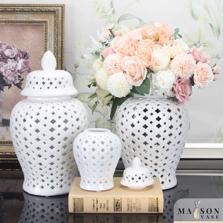 Vase à Fleurs en Céramique | Design Sculpté et Évidé