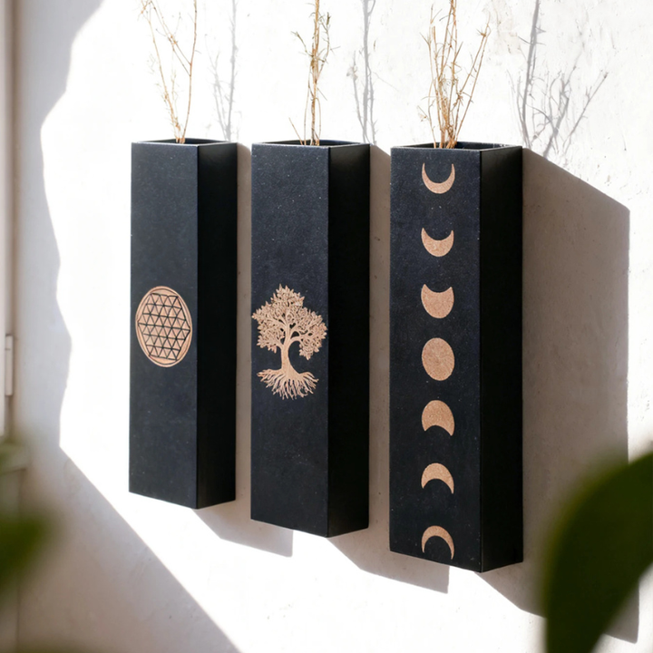 Vase à Fleurs Mural Bohème en Bois Noir | Design Minimaliste