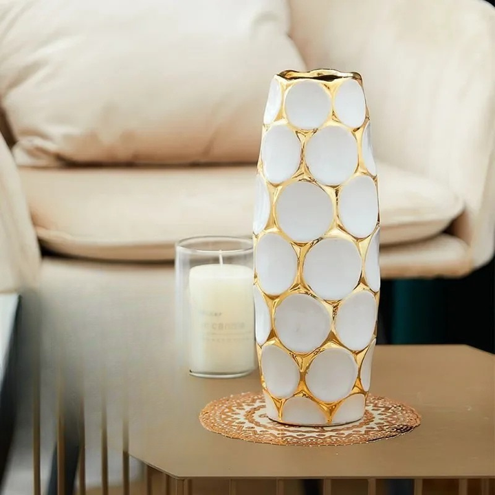 Vase en Céramique Scandinave Cylindrique | Design Stéréoscopique Minimaliste