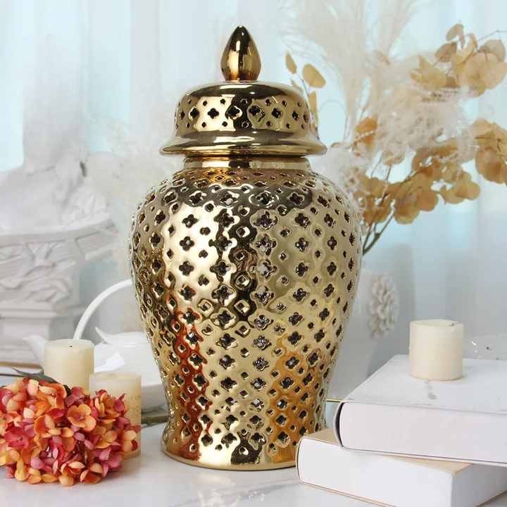 Vase à Fleurs en Céramique | Design Sculpté et Évidé