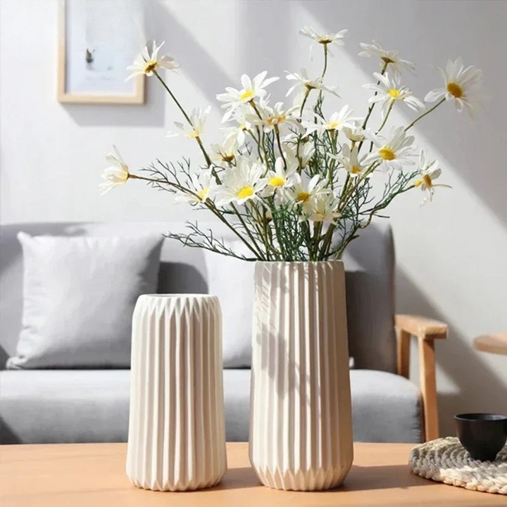 Vase à Fleurs Blanc en Céramique | Moderne et Élégant