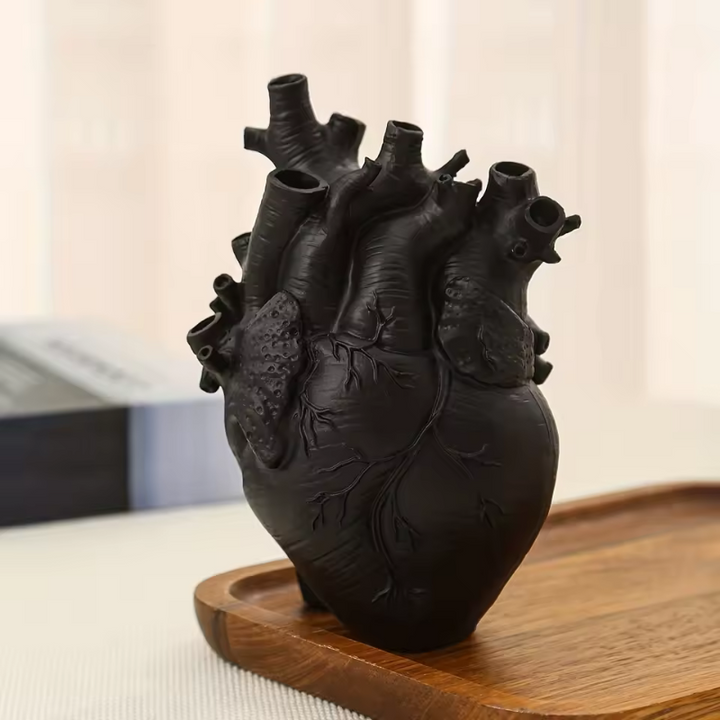 Petit Vase en Forme de Coeur | Moderne et Décoratif