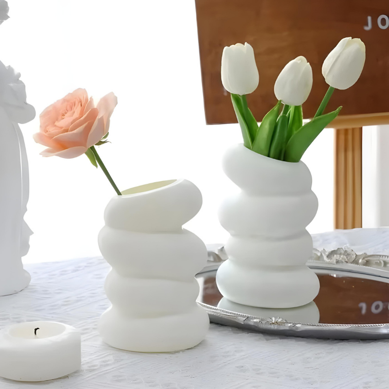 Petit Vase Blanc | Design Moderne en Spirale