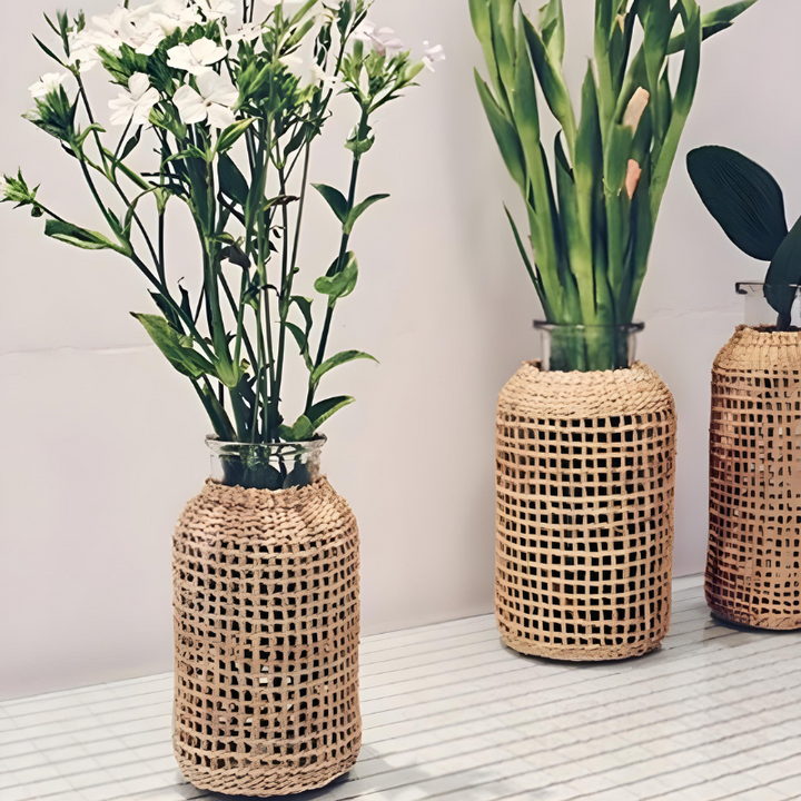 Petit Vase en Verre et Osier | Élégance Tressée Naturelle et Bohème