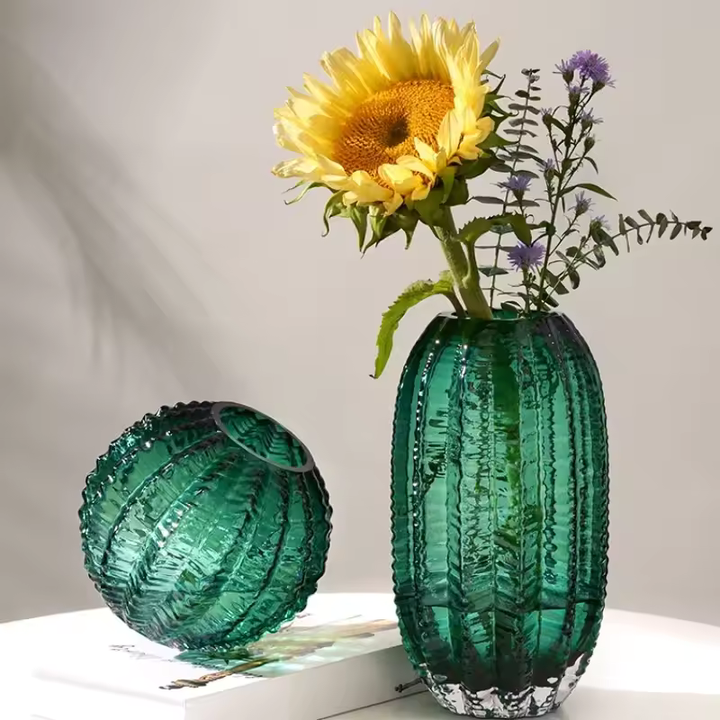 Vase en Verre Haut de Gamme | Éclat Luxueux et Design Moderne