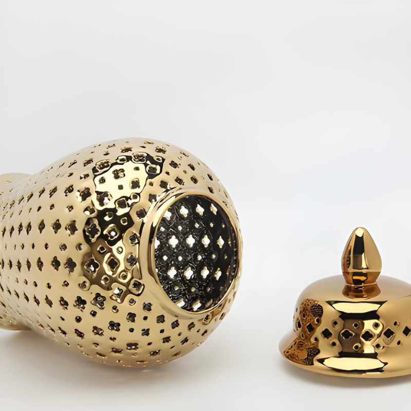 Vase à Fleurs en Céramique | Design Sculpté et Évidé