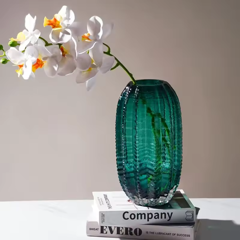 Vase en Verre Haut de Gamme | Éclat Luxueux et Design Moderne