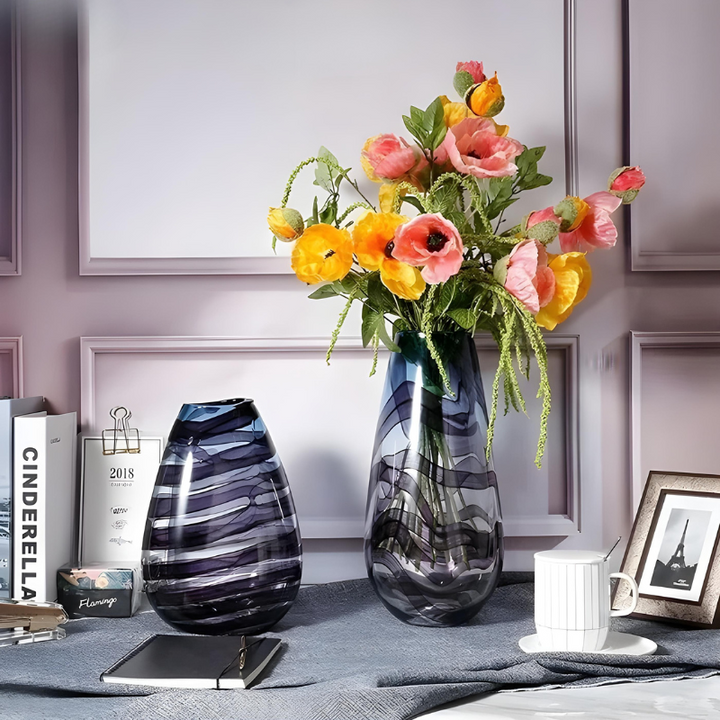 Grand Vase en Verre Transparent à Ondulations Bleutées | Design Décoratif Luxe et Moderne