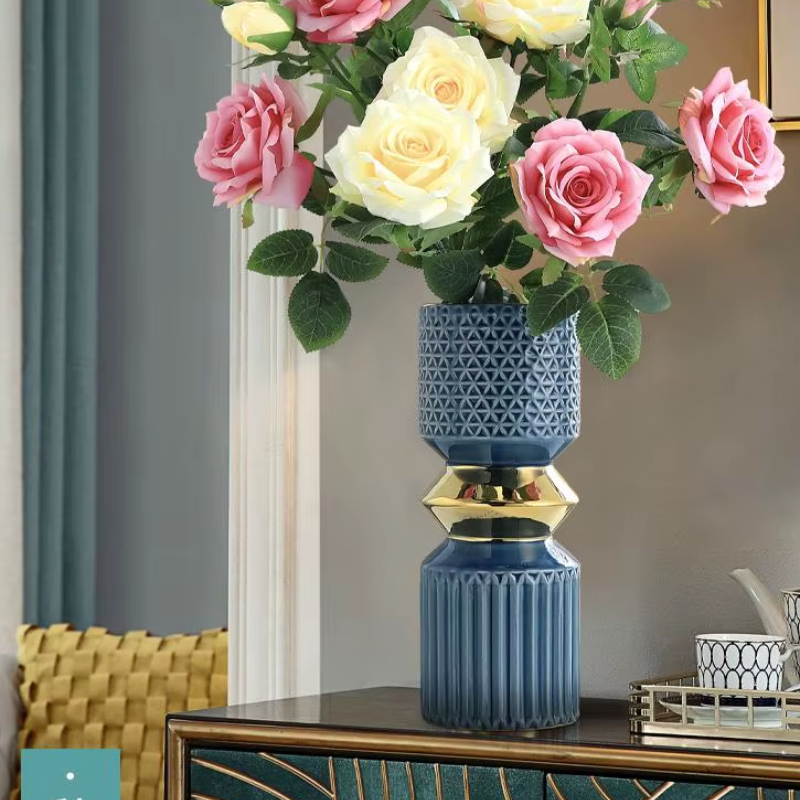 Vase à Fleurs Doré en Céramique | Décoratif, Luxueux et Moderne