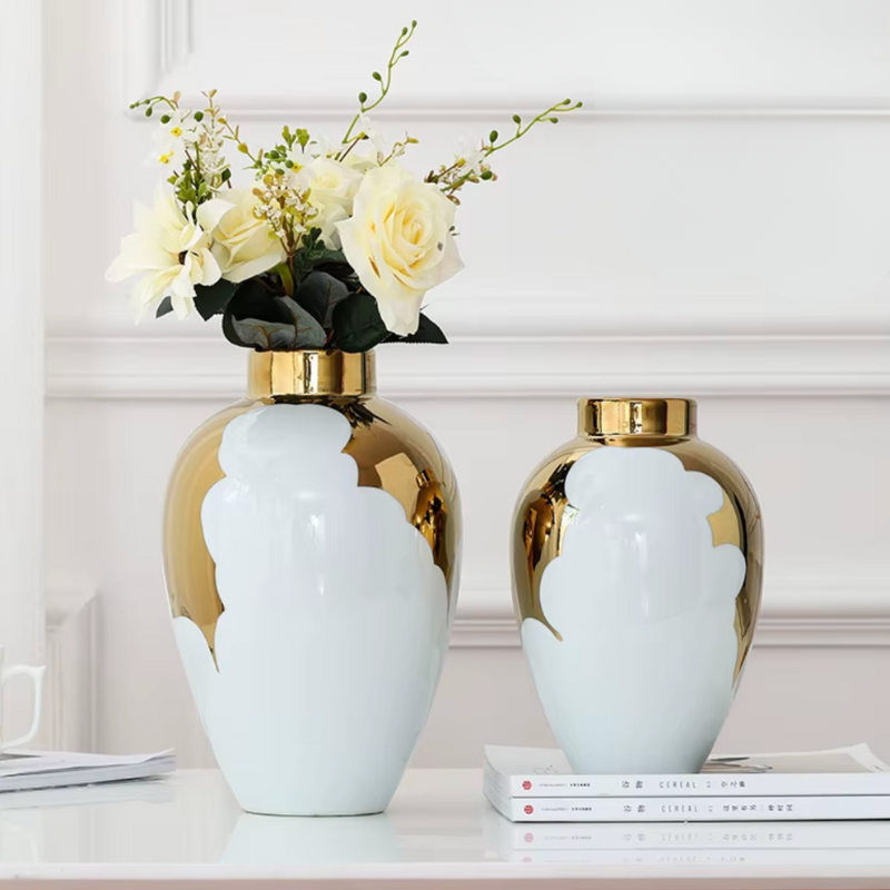 Vase à Fleurs Blanc et Doré | Élégance Moderne en Céramique