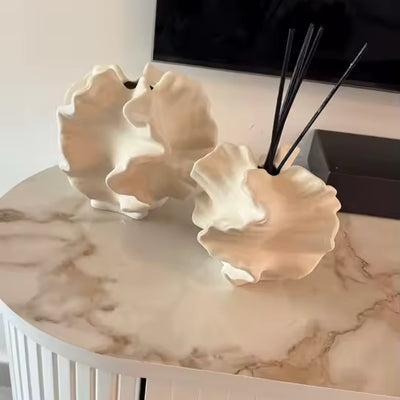 Vase Pampa Décoratif en Céramique | Design Pétale et Plis Élégants