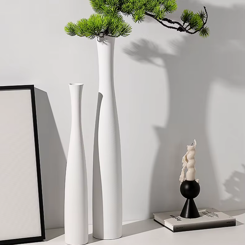 Vase à Fleurs Conique Scandinave | Design Élancé en Céramique