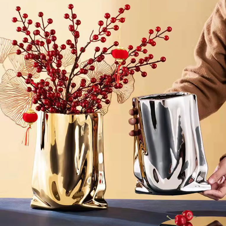 Vase à Fleurs en Céramique Design et Moderne | Effet Métal Ondulé