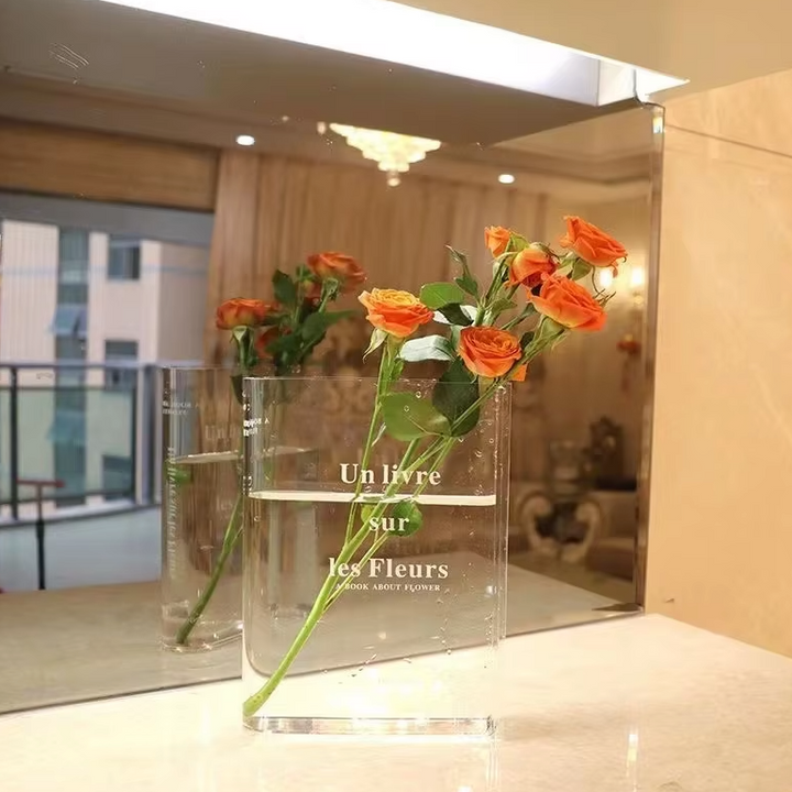 Vase à Fleurs en Forme de Livre Transparent | Design Moderne en Acrylique