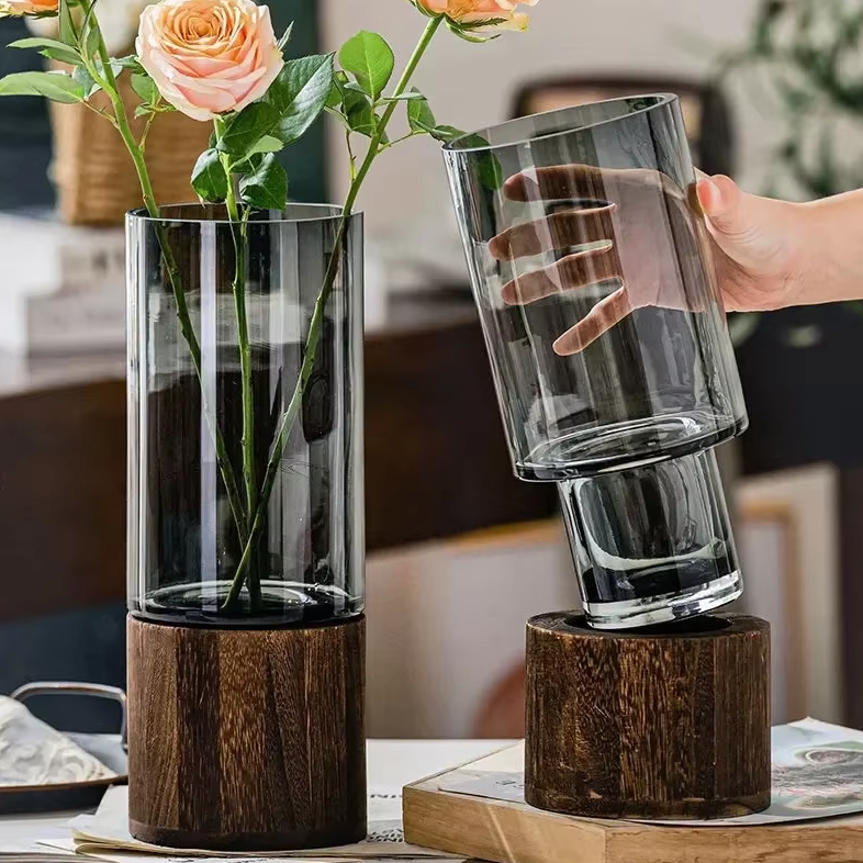 Vase en Verre Noir Cylindrique | Moderne et Décoratif avec Base en Bois Élégante