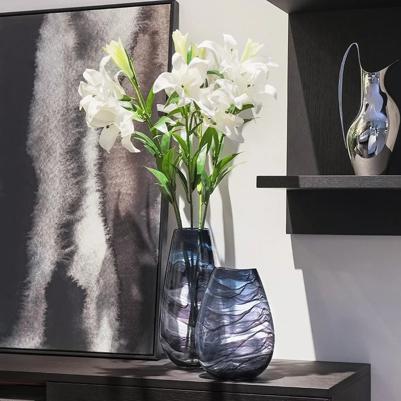 Grand Vase en Verre Transparent à Ondulations Bleutées | Design Décoratif Luxe et Moderne