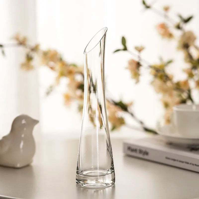 Vase Soliflore en Verre Transparent | Design Oblique Moderne