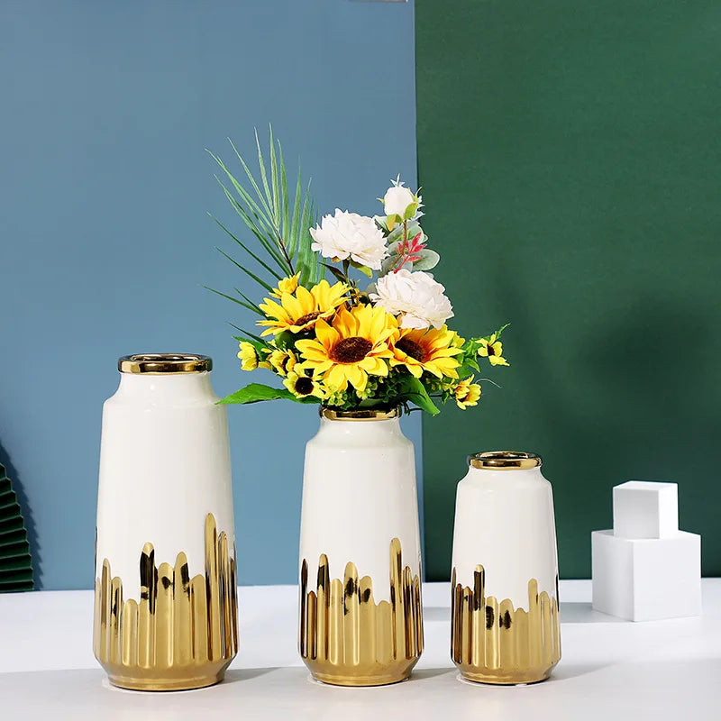 Grand Vase à Fleurs en Céramique | Design Moderne et Finitions Dorées