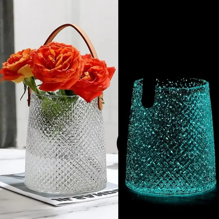 Vase en Verre Bleu Lumineux | Design Scandinave et Décoratif
