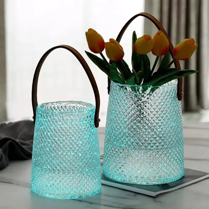 Vase en Verre Bleu Lumineux | Design Scandinave et Décoratif