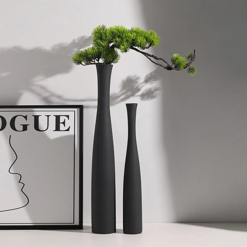 Vase à Fleurs Conique Scandinave | Design Élancé en Céramique