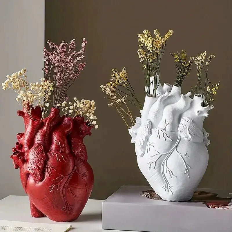 Petit Vase en Forme de Coeur | Moderne et Décoratif