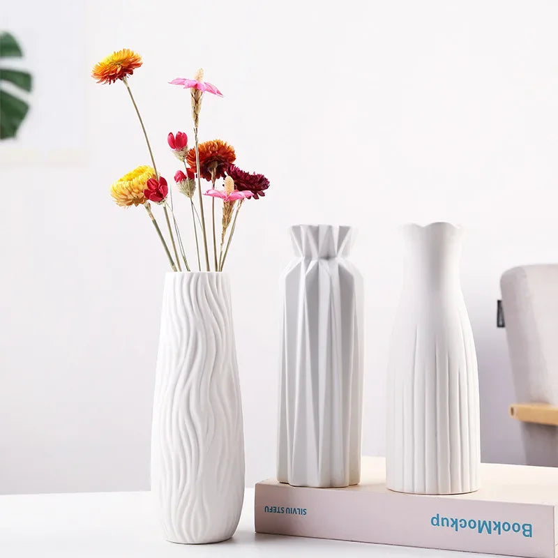 Petit Vase à Fleurs Blanc Scandinave Minimaliste | Moderne et Décoratif