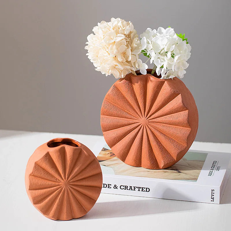Vase en Céramique Scandinave Décoratif Moderne | Design Conque Terre Cuite