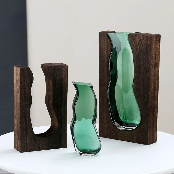 Vase en Verre Sculpté et Bois Massif | L’Élégance du Style Chinois