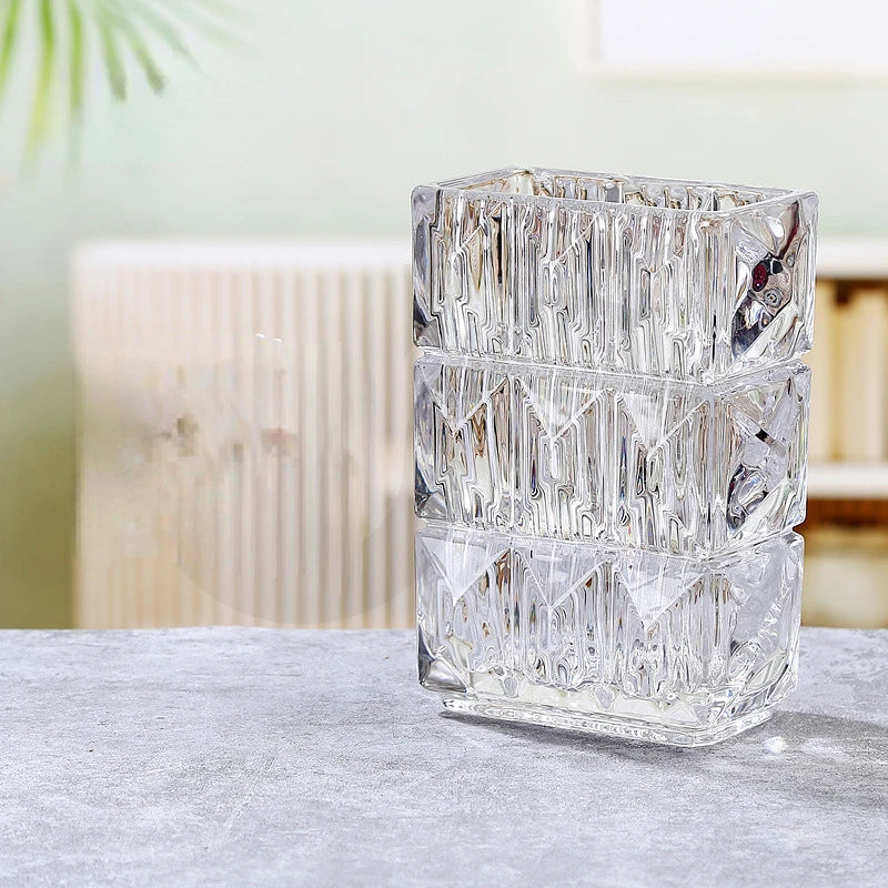 Vase en Verre Élégant | Design Artistique Décoratif et Moderne