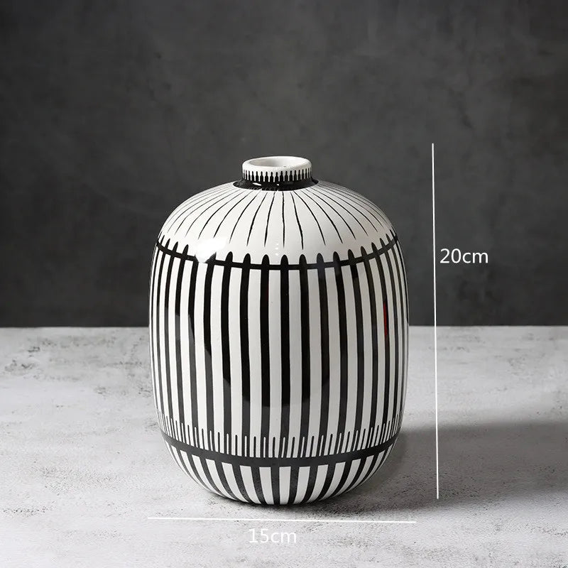 Grand Vase Décoratif Noir et Blanc à Rayures | Design Scandinave Minimaliste