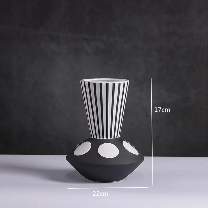 Grand Vase Décoratif Noir et Blanc à Rayures | Design Scandinave Minimaliste