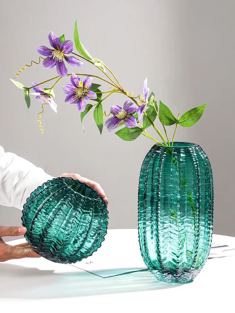 Vase en Verre Haut de Gamme | Éclat Luxueux et Design Moderne