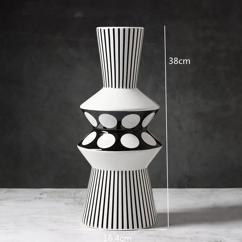 Grand Vase Décoratif Noir et Blanc à Rayures | Design Scandinave Minimaliste