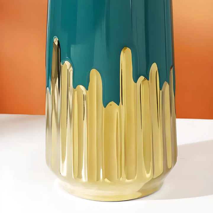 Grand Vase à Fleurs en Céramique | Design Moderne et Finitions Dorées - Maison Vase