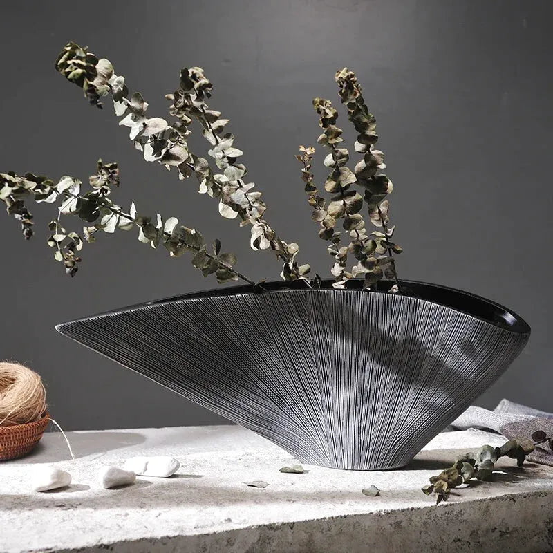 Grand Vase Britannique | Design Décoratif Moderne - Maison Vase