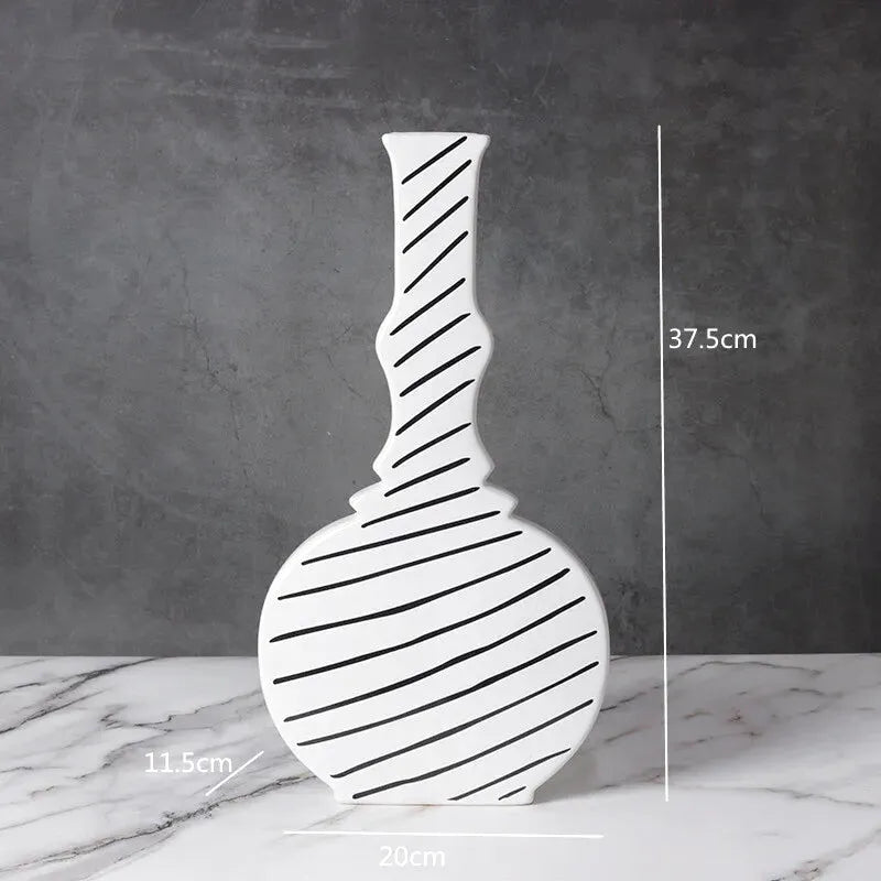 Grand Vase Décoratif Noir et Blanc à Rayures | Design Scandinave Minimaliste - Maison Vase