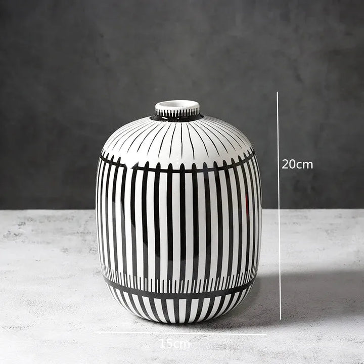 Grand Vase Décoratif Noir et Blanc à Rayures | Design Scandinave Minimaliste - Maison Vase