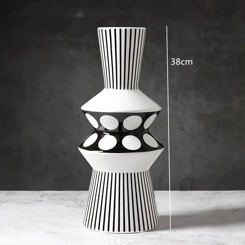 Grand Vase Décoratif Noir et Blanc à Rayures | Design Scandinave Minimaliste - Maison Vase